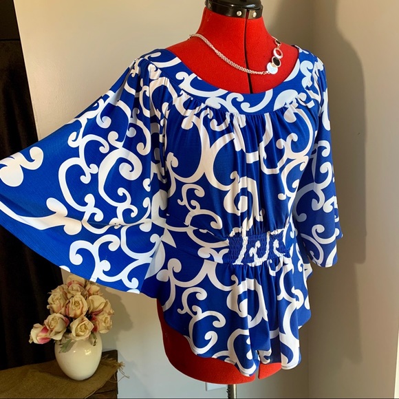 THEME Blue and White Drape Batwing Sleeve Blouse - Picture 10 of 16